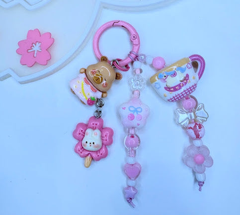 Ciondolo Kawaii Lungo Rosa con Orsetto - Charm Multiuso Fatto a Mano