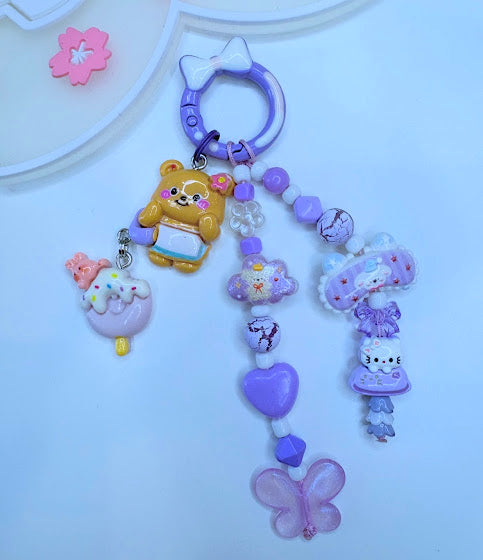 Ciondolo Kawaii Lungo Lilla con Orsetto e Gattino - Charm Multiuso Fatto a Mano