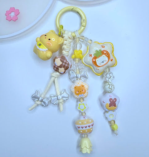 Ciondolo Kawaii Lungo Giallo con Orsetto e Leoncino - Charm Multiuso Fatto a Mano
