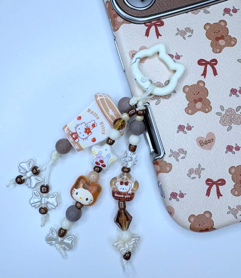 Ciondolo Kawaii Corto Beige Marrone con Hello Kitty e Fiocchi - Charm Telefono Fatto a Mano